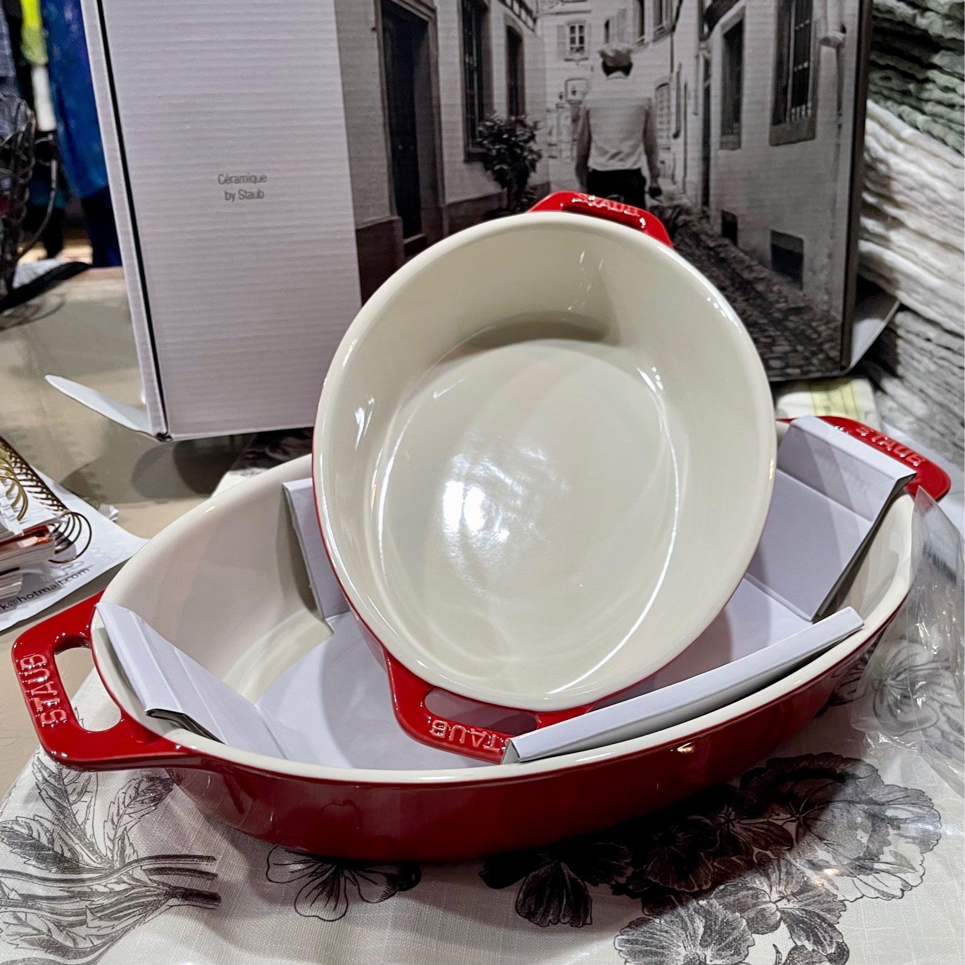 Staub Ceramic 2pc Oval Baking Dish - Cherry